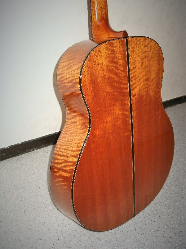 Flamed mahogany 